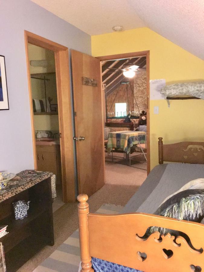 Manitou Lodge ฟอร์กส์ ภายนอก รูปภาพ