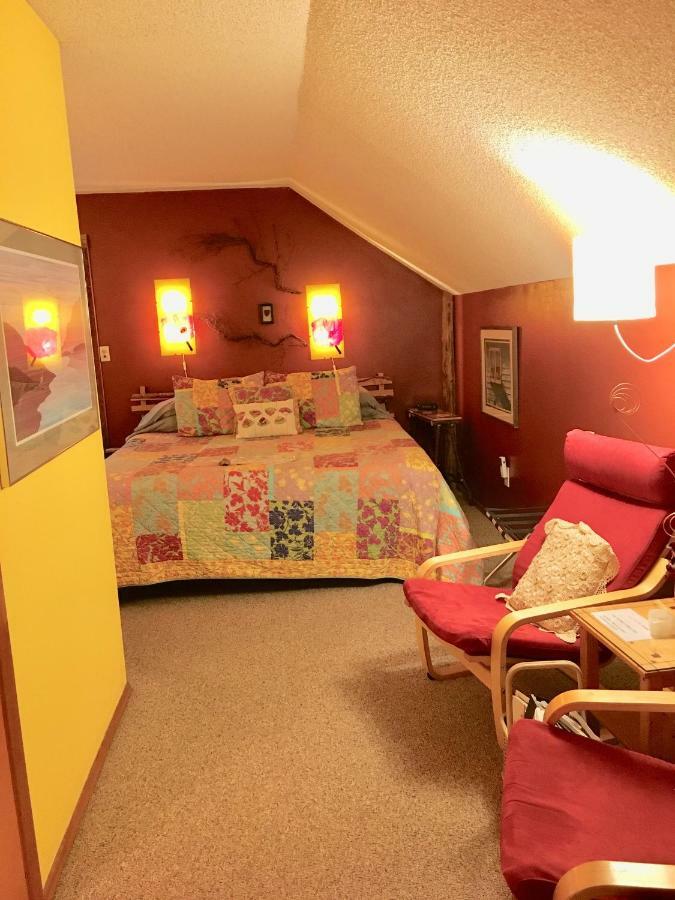 Manitou Lodge ฟอร์กส์ ภายนอก รูปภาพ