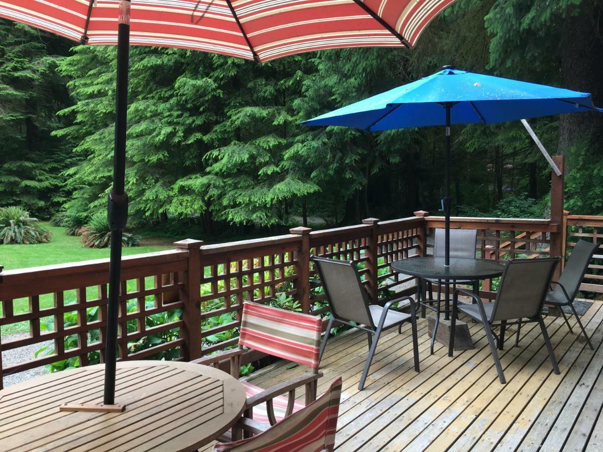 Manitou Lodge ฟอร์กส์ ภายนอก รูปภาพ