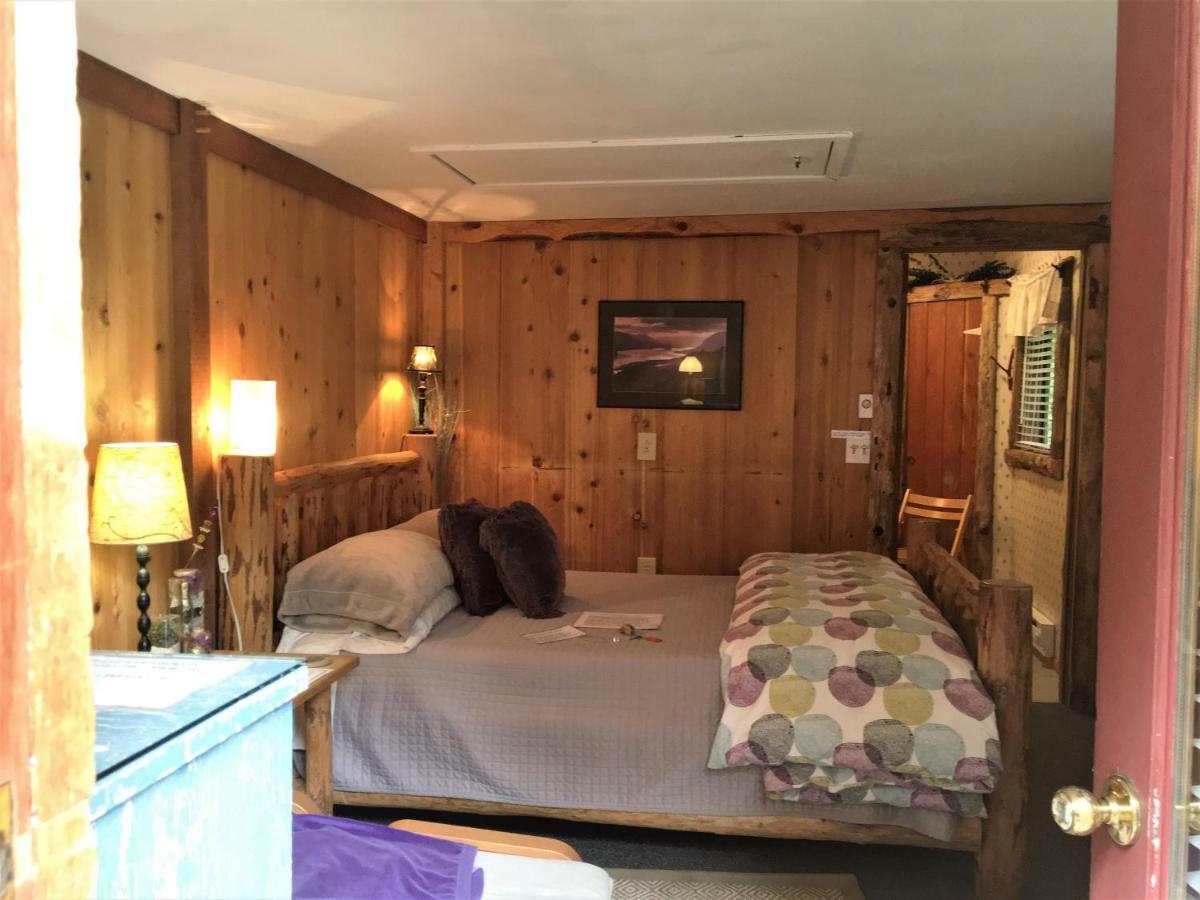 Manitou Lodge ฟอร์กส์ ภายนอก รูปภาพ
